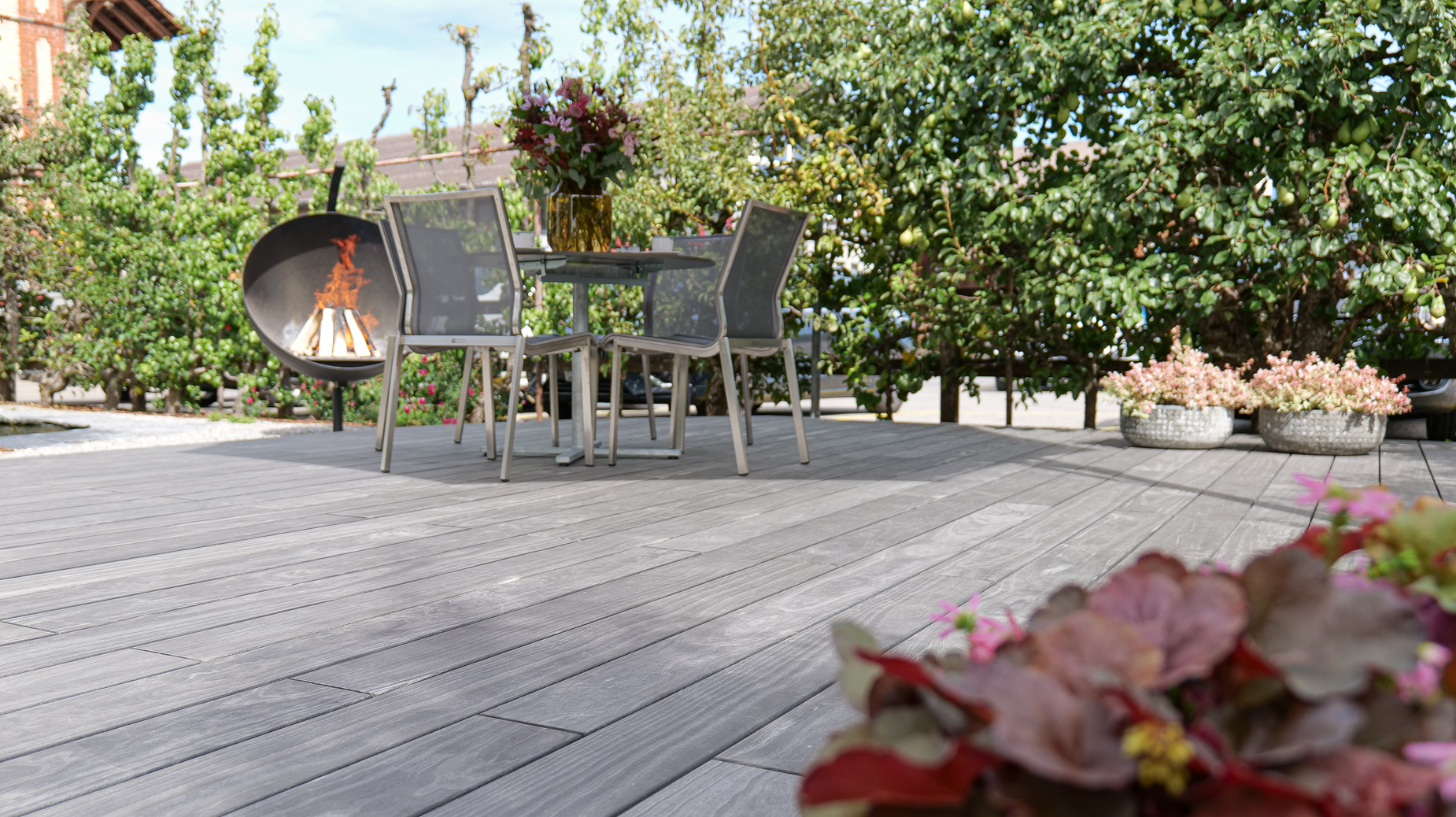 Accoya Grey Holzterrasse Eisenring