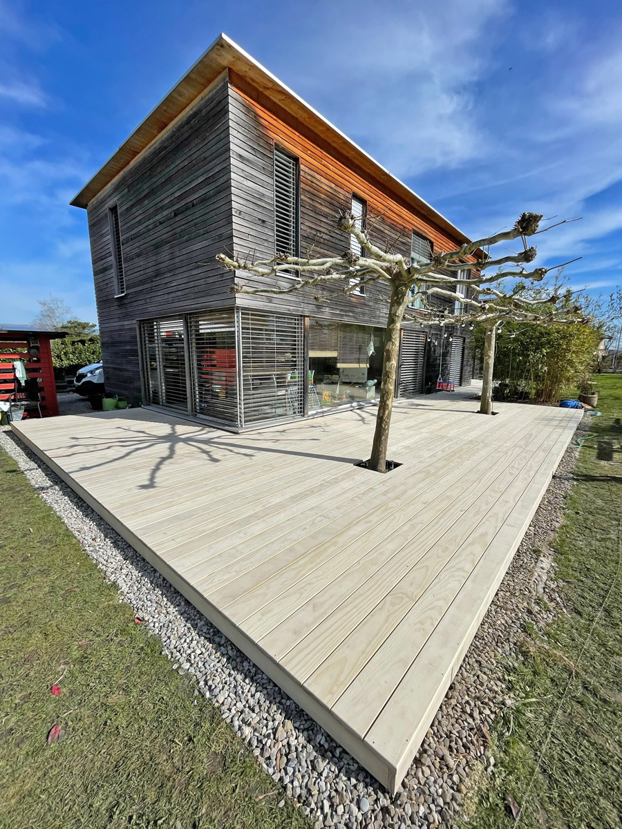 Accoya Holz Terrassendielen