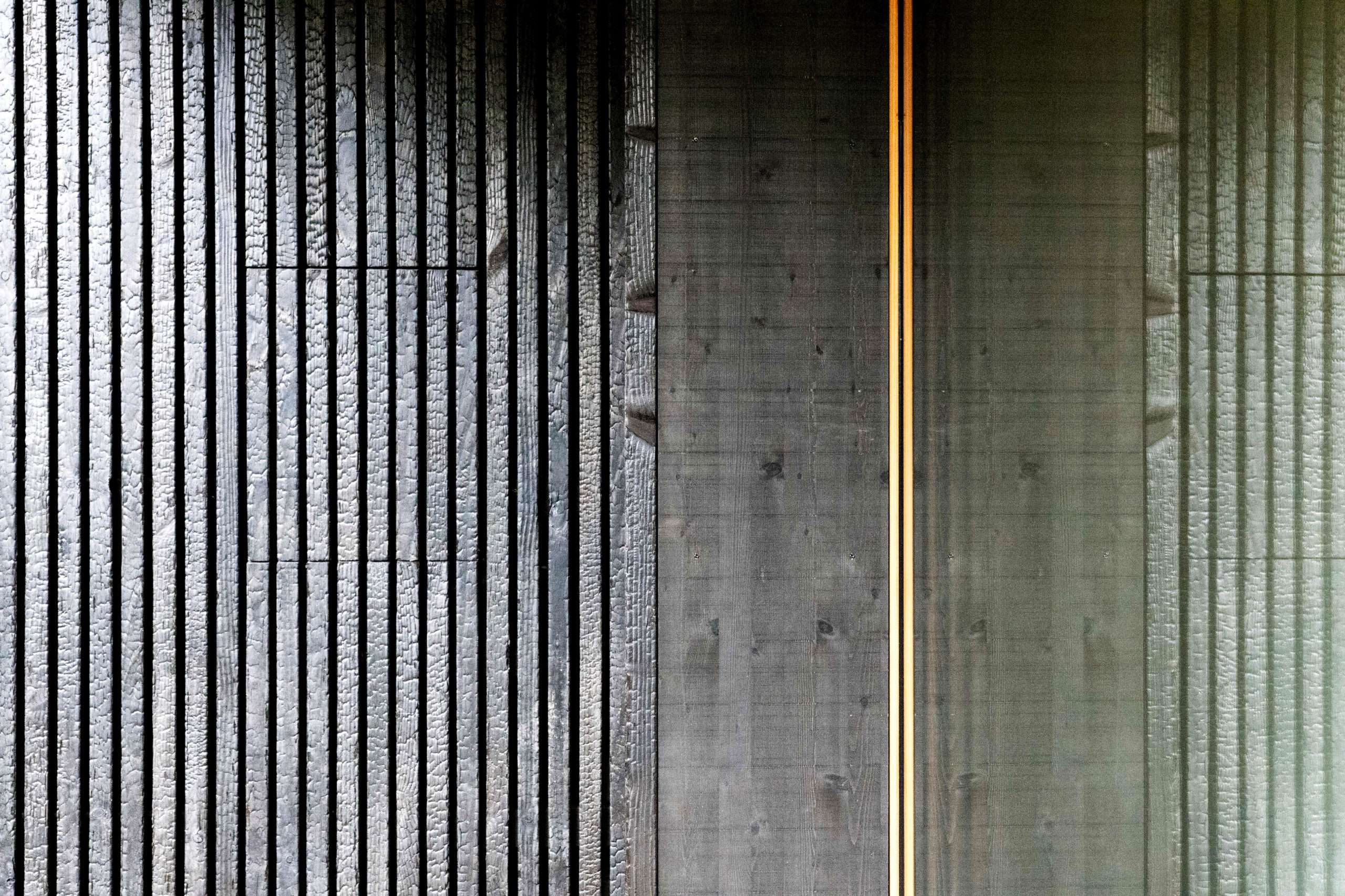 Holzfassade aus karbonisiertem Holz Naoshima